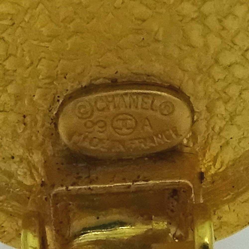 CHANEL Authentic Gold Earrings - Picture 7 of 7